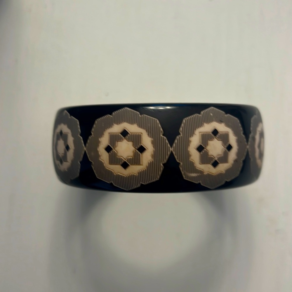 Tiffany & Co. Paloma Picasso black Marakesh Resin Bangle